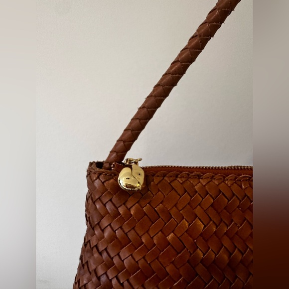 Madewell signature Woven Leather Shoulder Bag in Brown leather - Picture 6 of 10